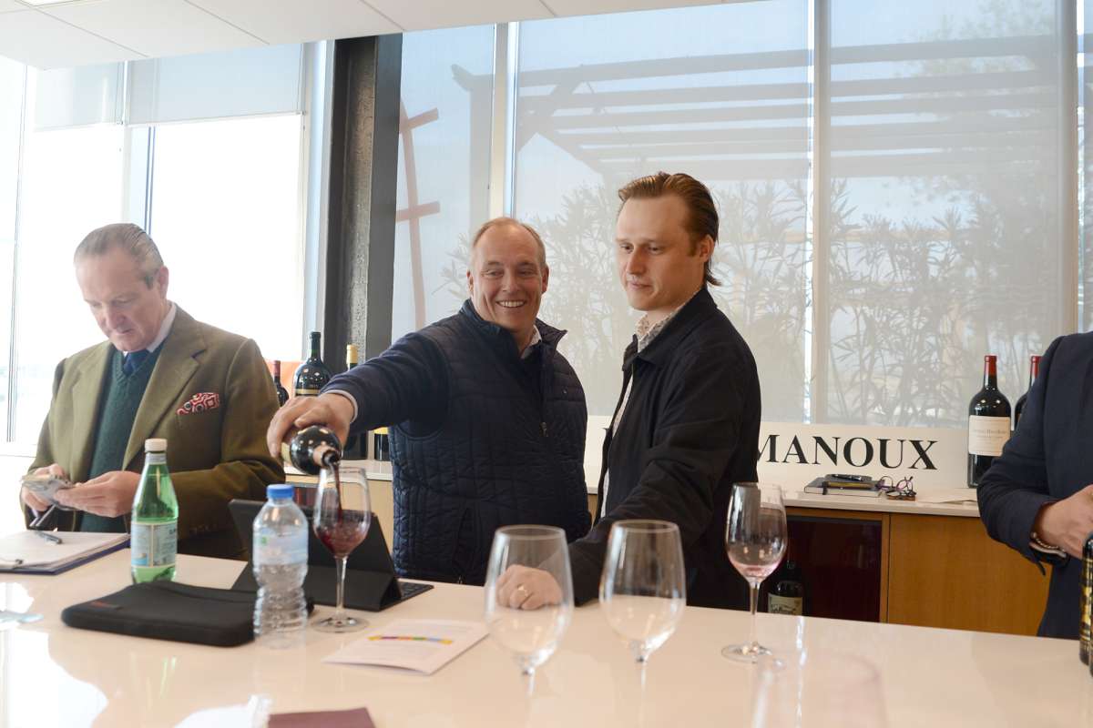 Frederic Castéja pours 2022 Batailley for Thomas Parker MW